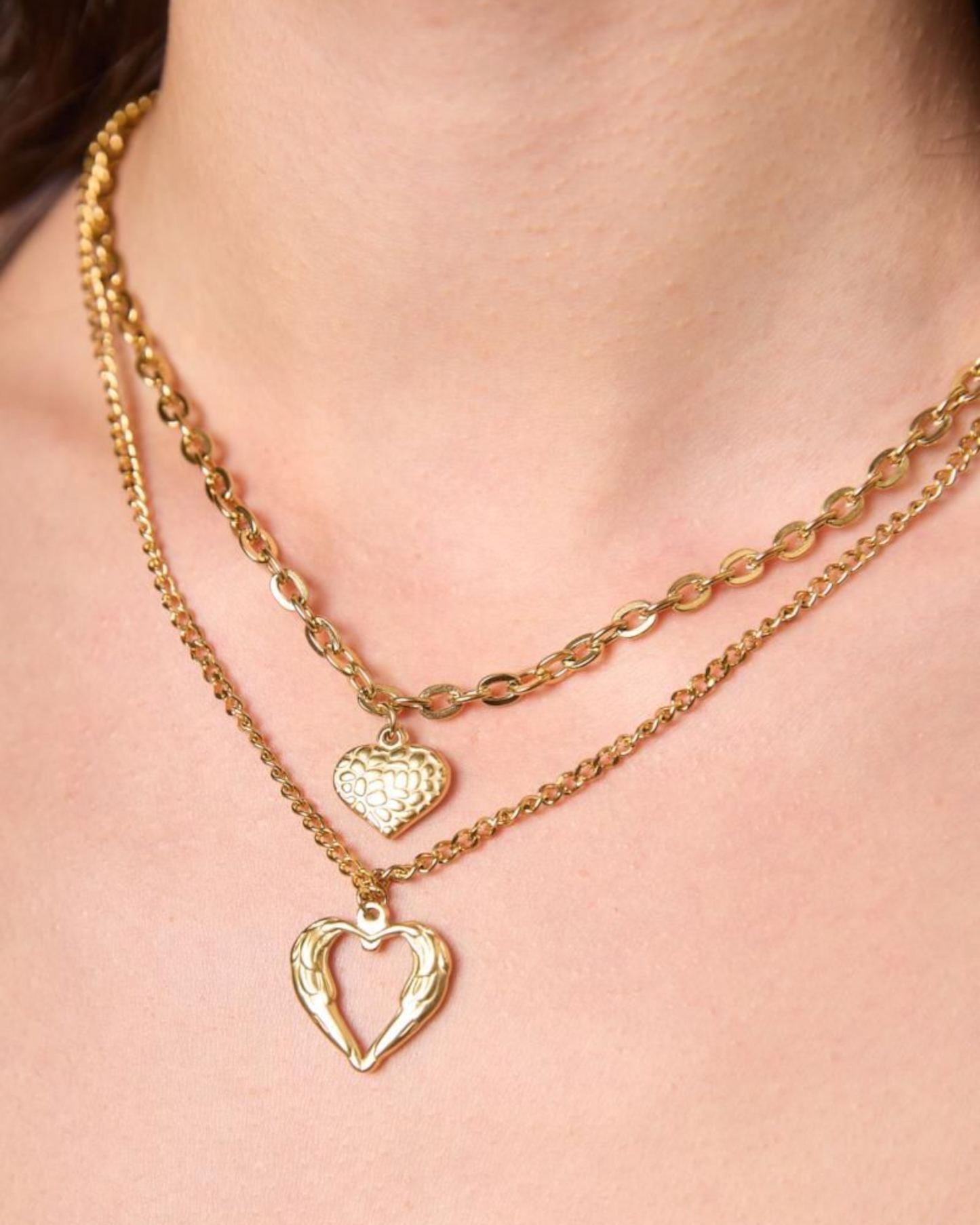 colliers en acier inoxydable dore et pendentifs coeurs