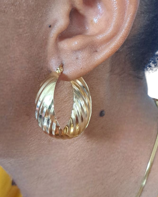 Boucles D'oreilles Créoles ORANE - Striées Et En Acier Inoxydable Doré