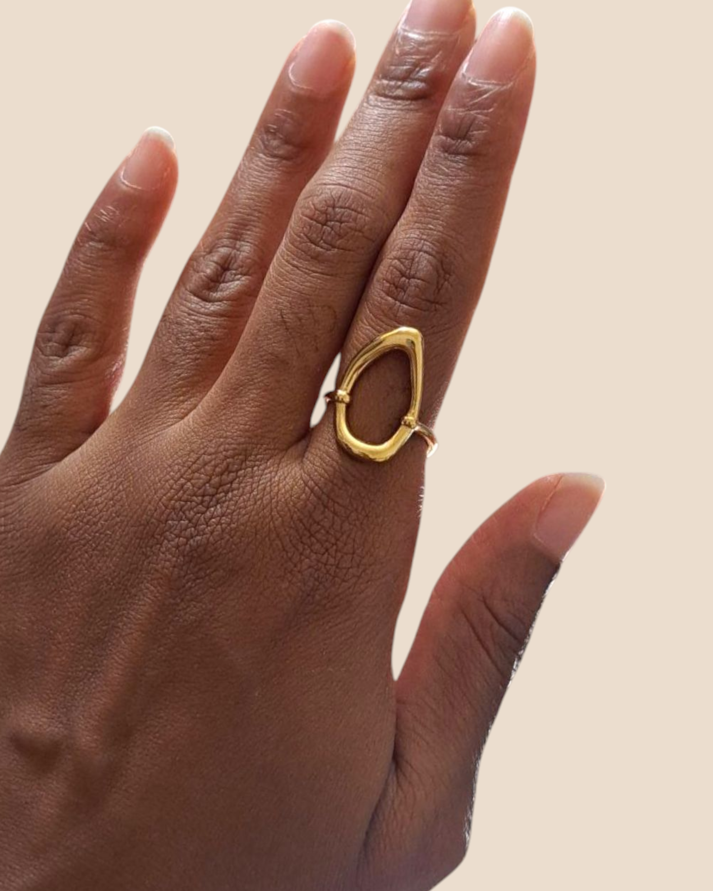 Bague ESSENCE - Ajustable Ovale Tendance - Acier Inoxydable Doré