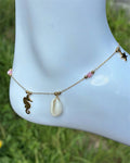 Chaîne de cheville dorée en acier inoxydable avec coquillages, perles et pendentif hippocampe