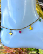 Chaîne de cheville dorée • étoiles de mer & perles colorées