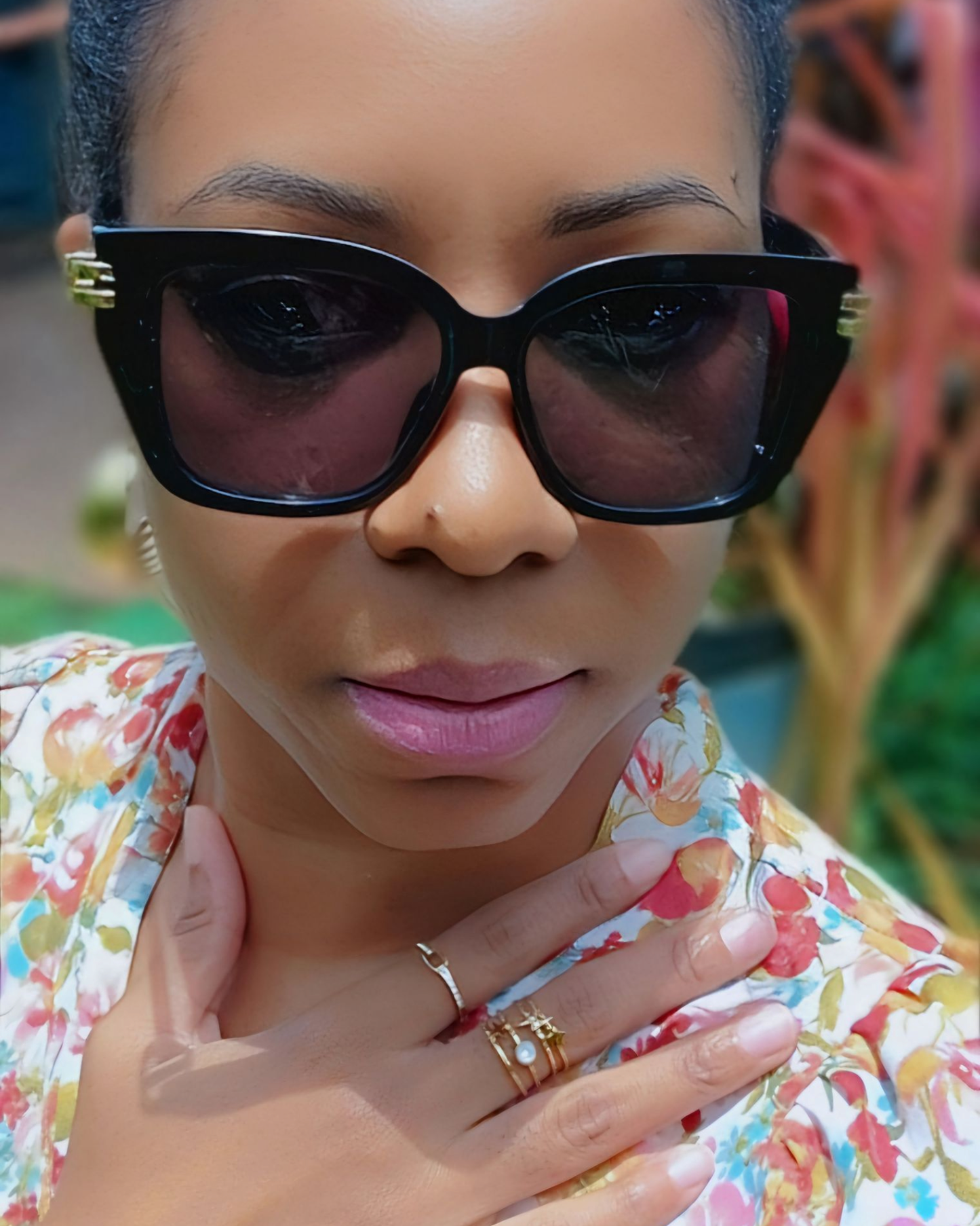 Sunglasses Lunettes de soleil femme monture papillon