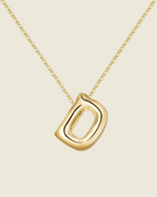 Collier lettre • acier inoxydable doré