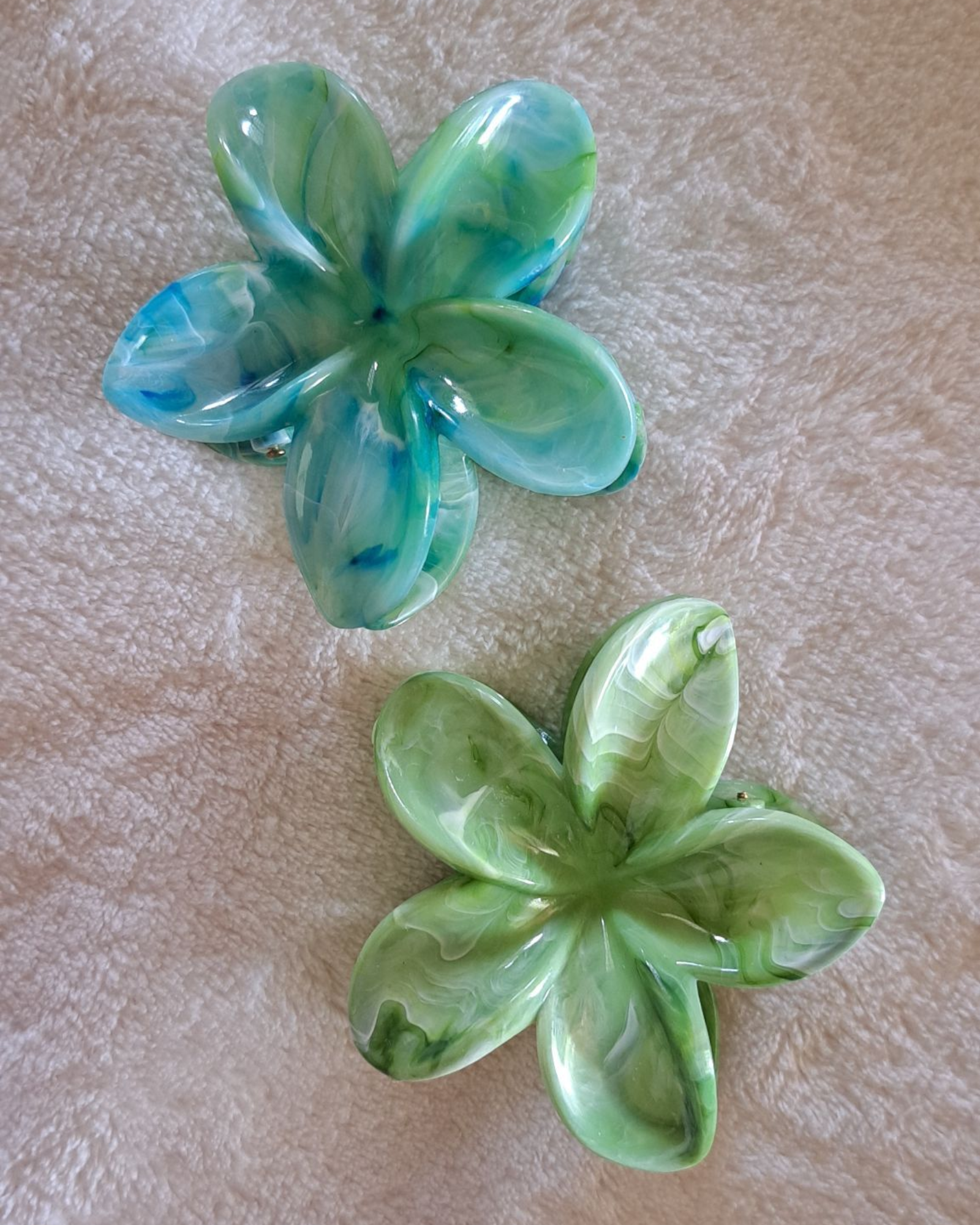 Lot de 2 pinces cheveux fleurs tiare Tahiti